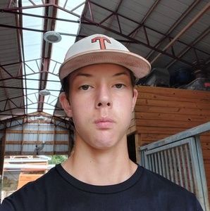 Meet your Posher, Brandon